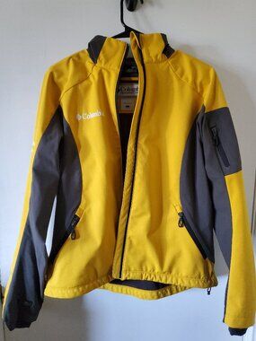 Columbia yellow jacket